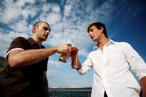 how-to-be-a-good-wingman.jpg
