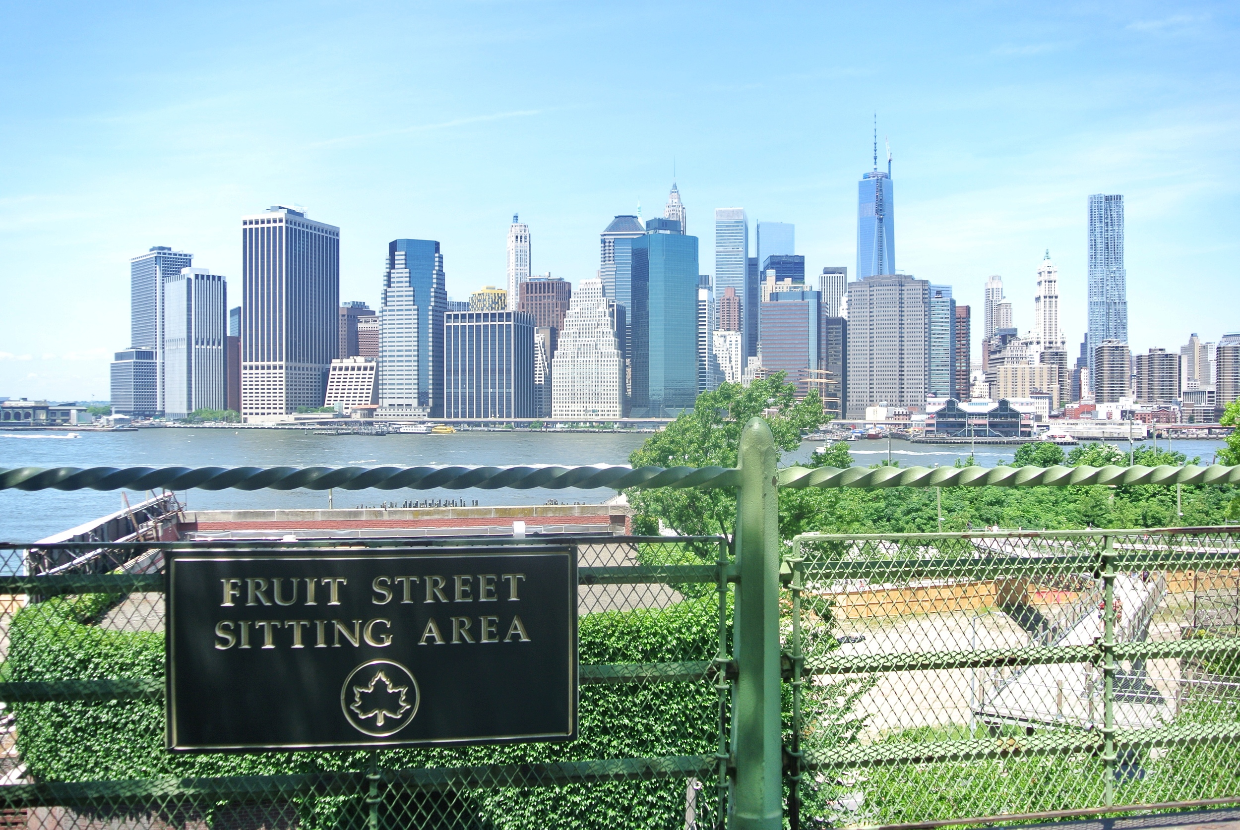 Beautiful view of downtown Manhattan at the nearby promanade