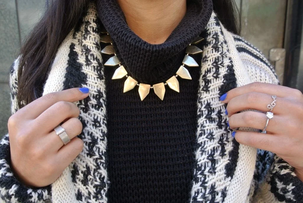 gold necklace.jpeg