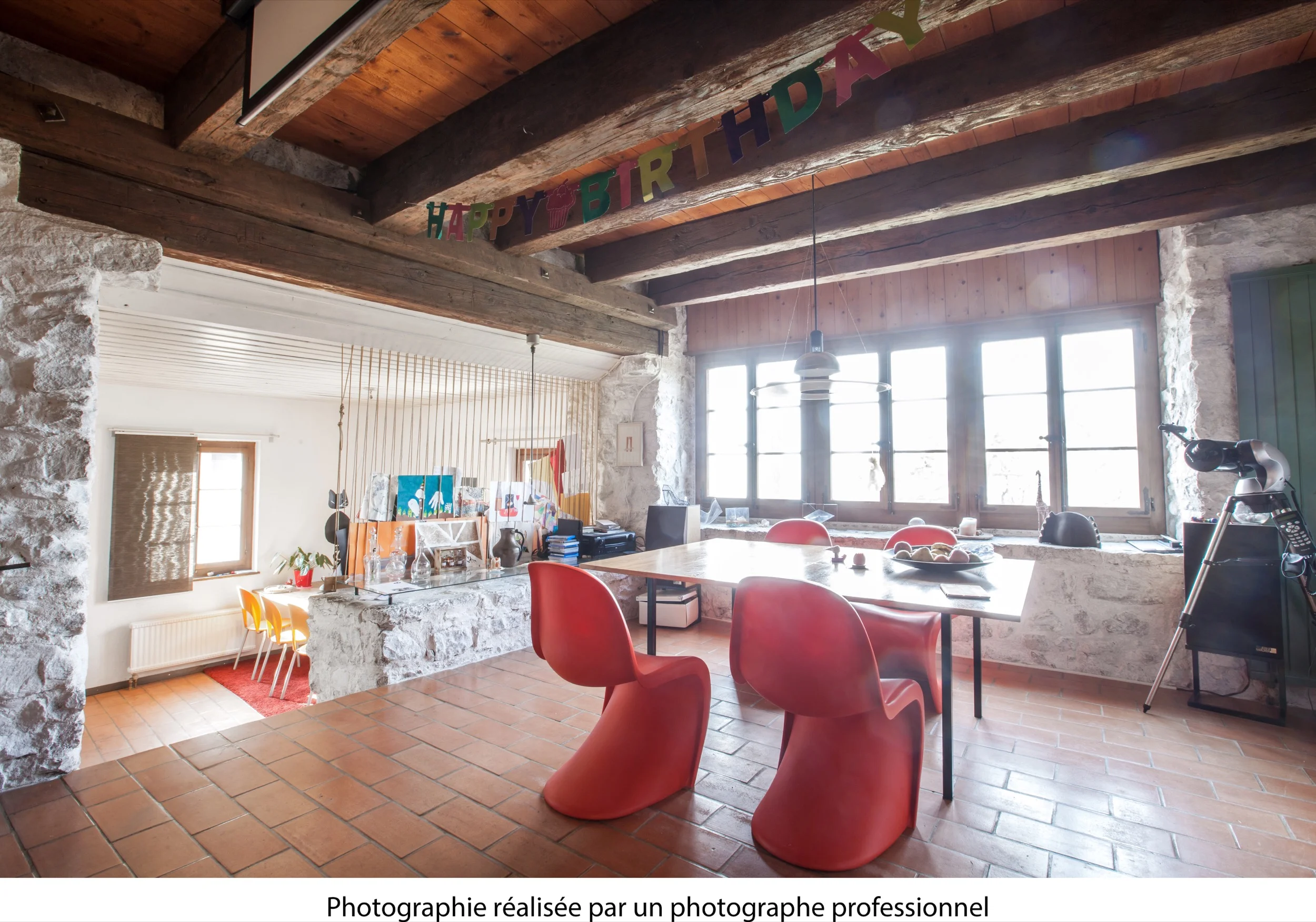 salle manger pro.jpg
