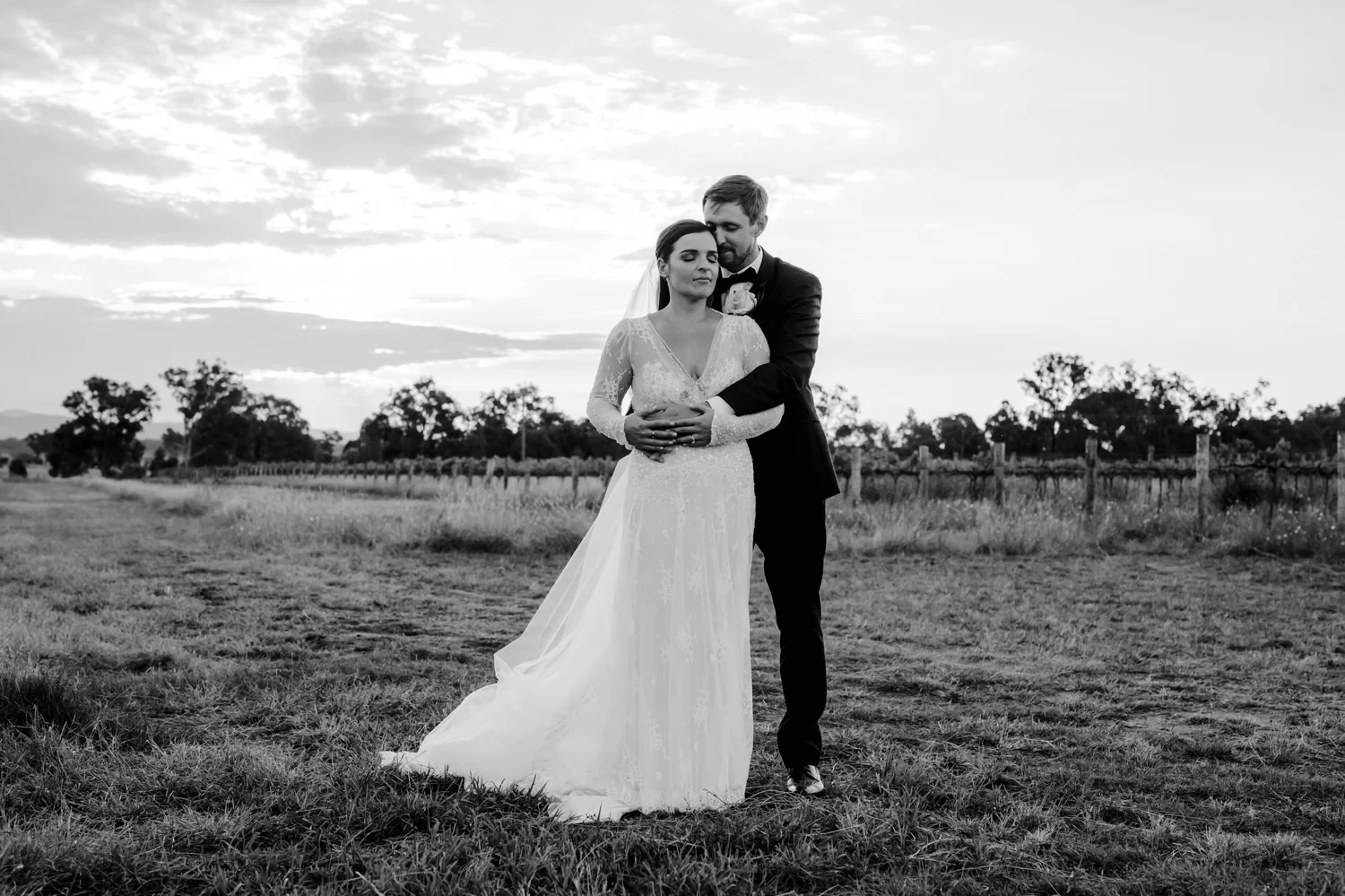 sarah jared the vinegrove mudgee canberra wedding photographer erin latimore 86.jpg