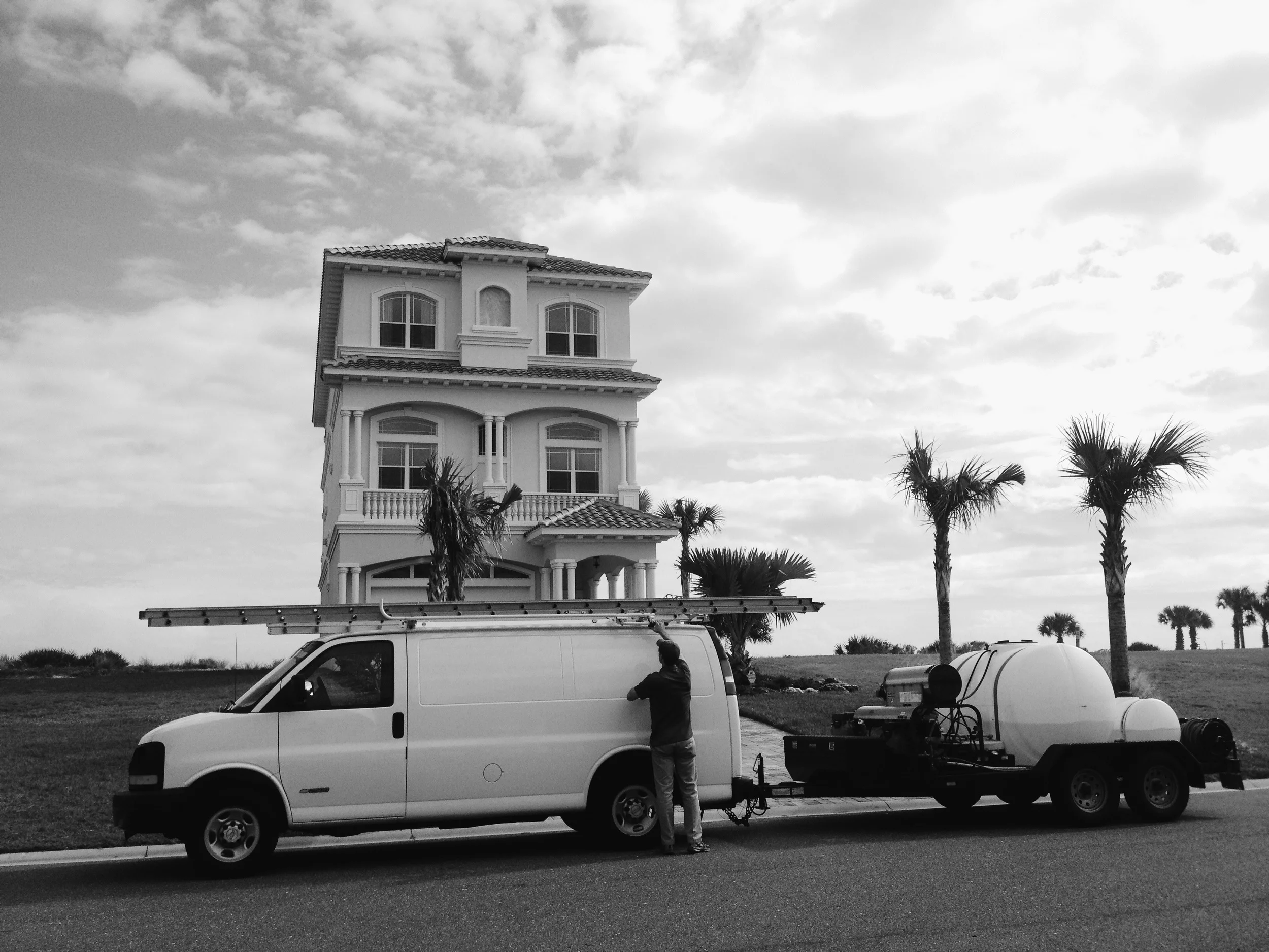 Are You Liable When Hiring an Unsafe Painting Company?