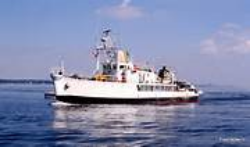  The Calypso in sunnier days...