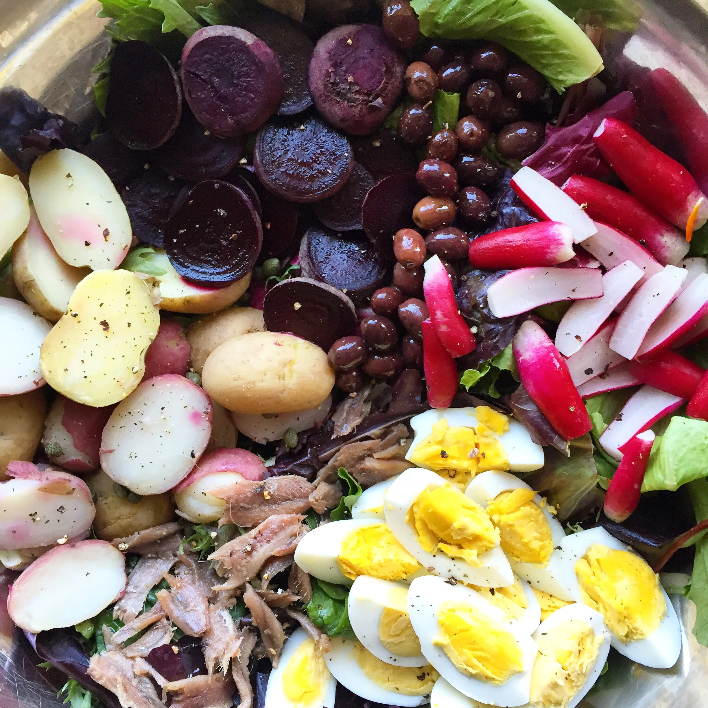 Deanna's Salade Niçoise with Beets and Anchovies 