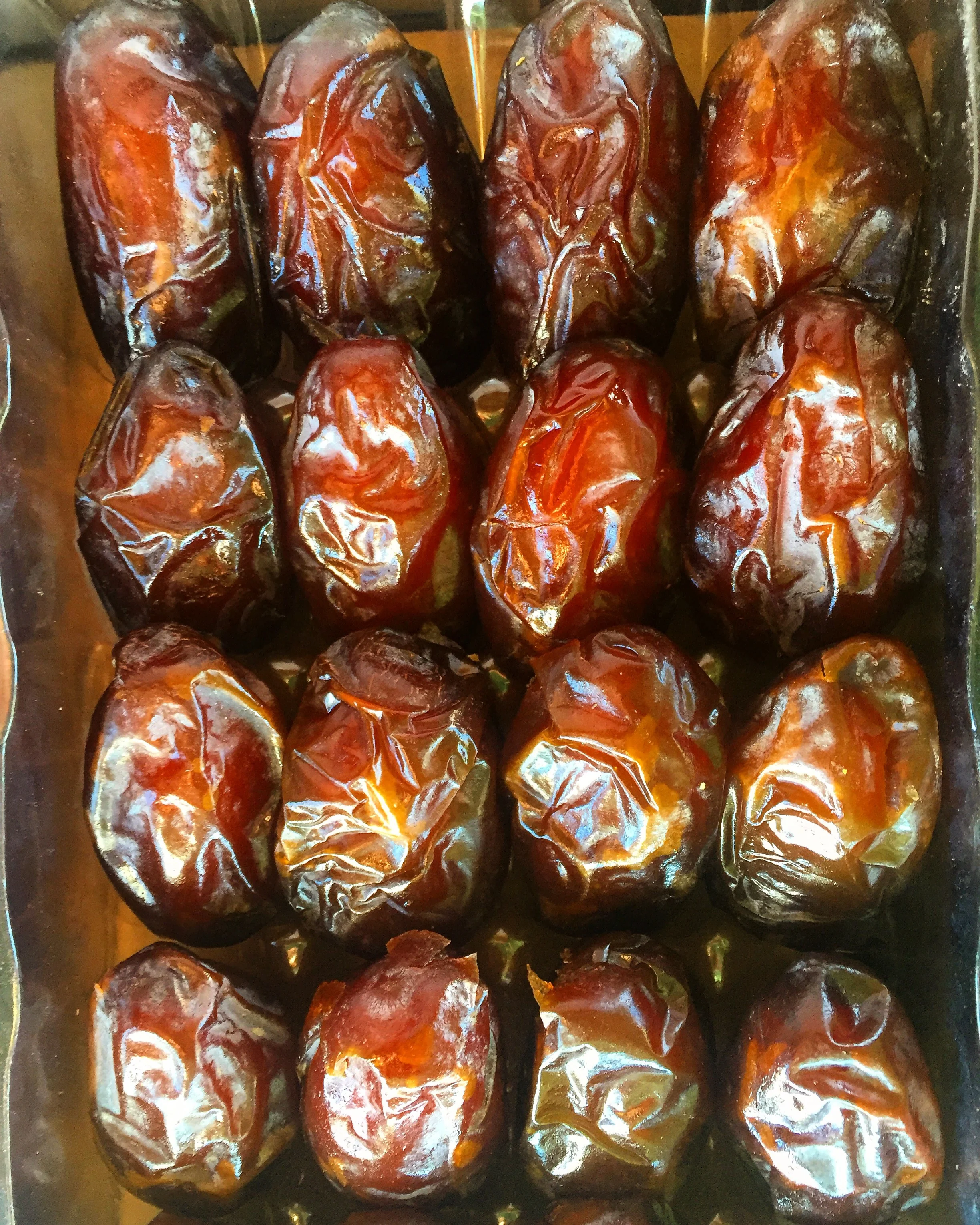 First of the Season Mejool Dates// Thermal, California 