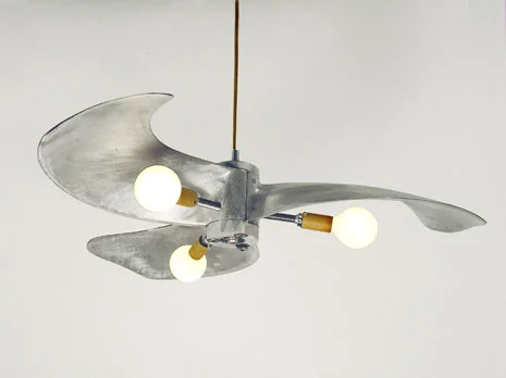 PROP BLADE CEILING FIXTURE