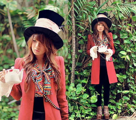 1683302_Mad as hatter.jpg