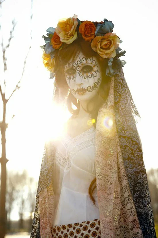 Best-Scary-Yet-Amazing-Halloween-Costumes-2012-For-Teen-Girls-Women-6.jpg