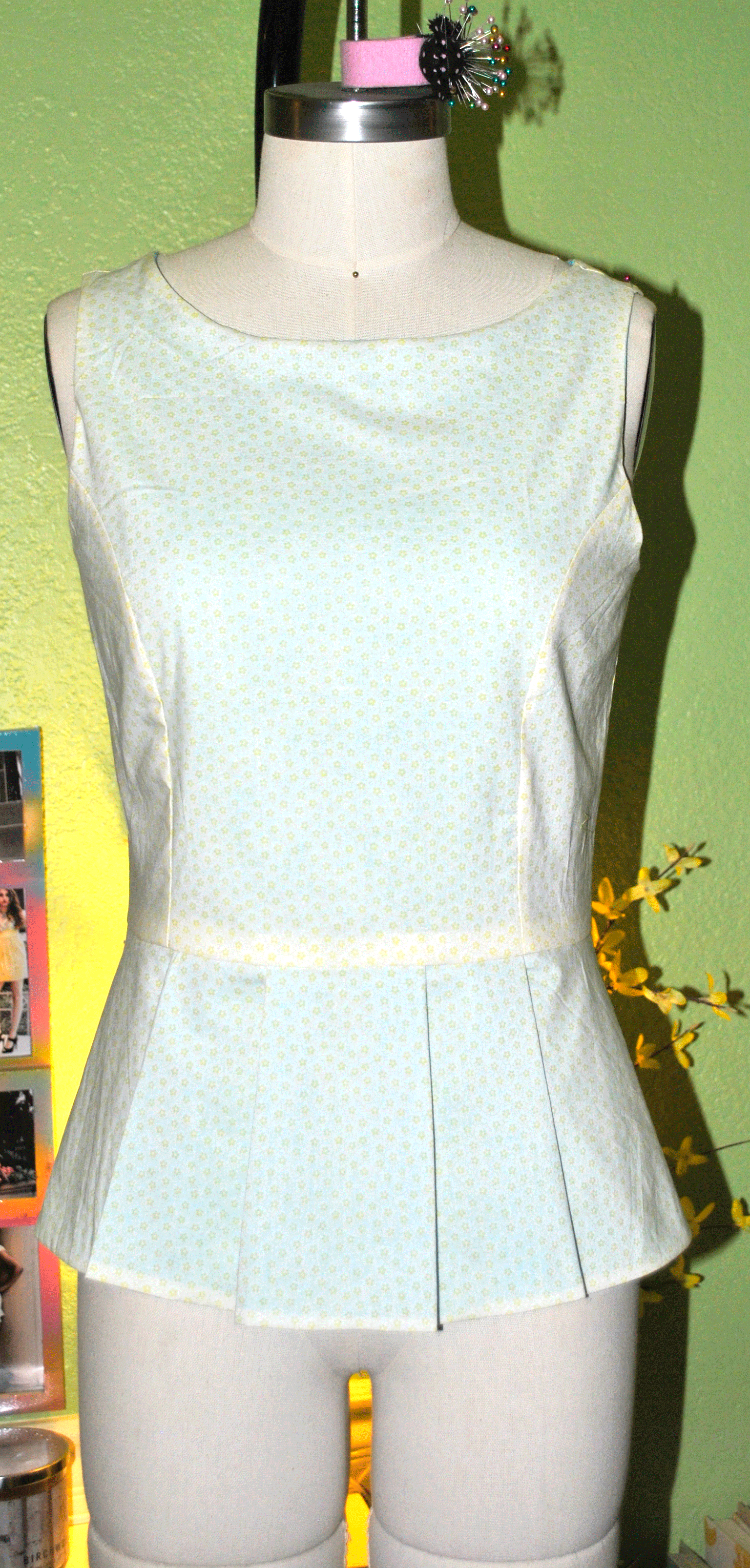 Peplum-Top.gif