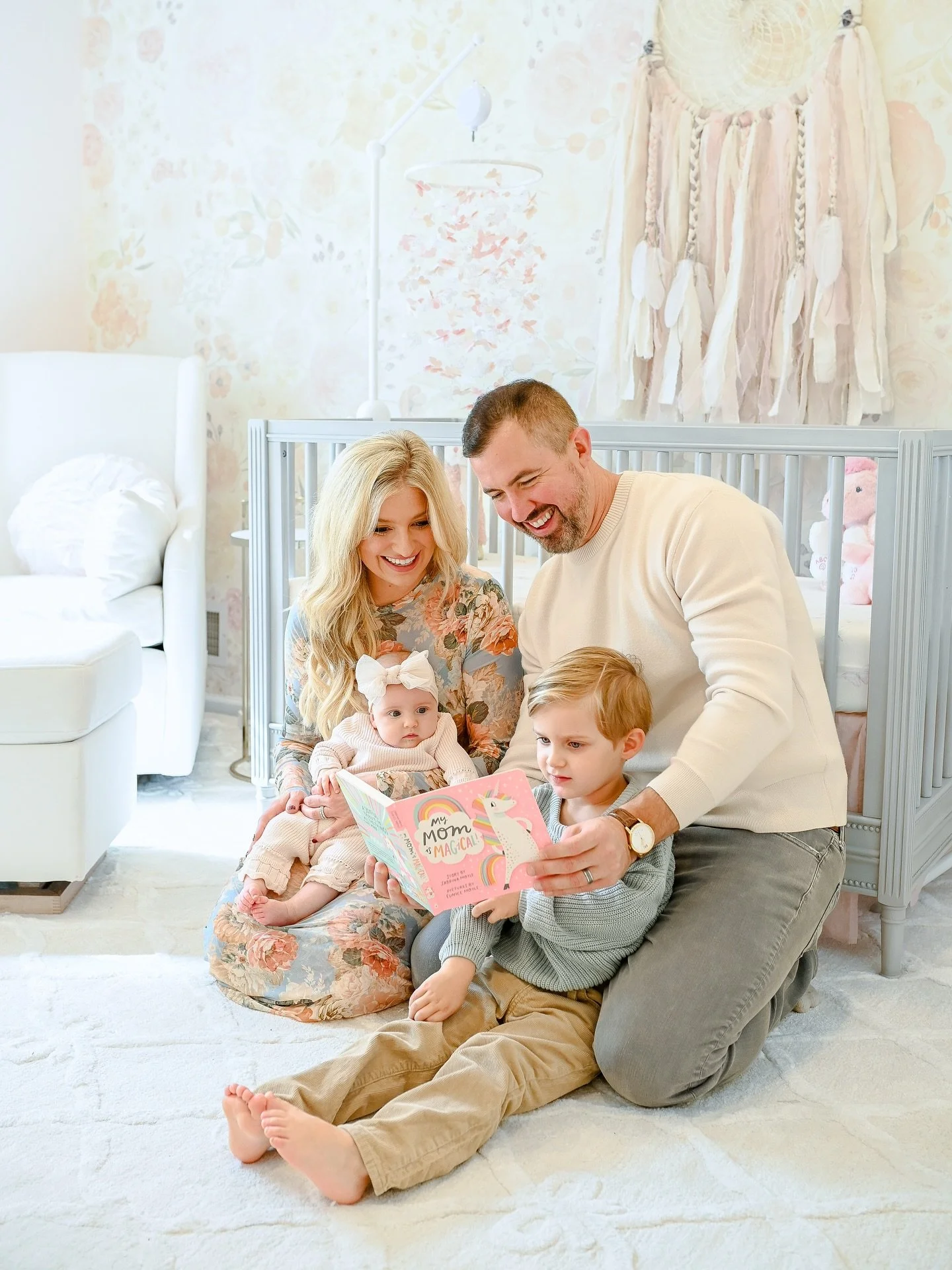 Beyond thankful for these little turkeys 💕 (also Jude picked the book in this shot for the record)