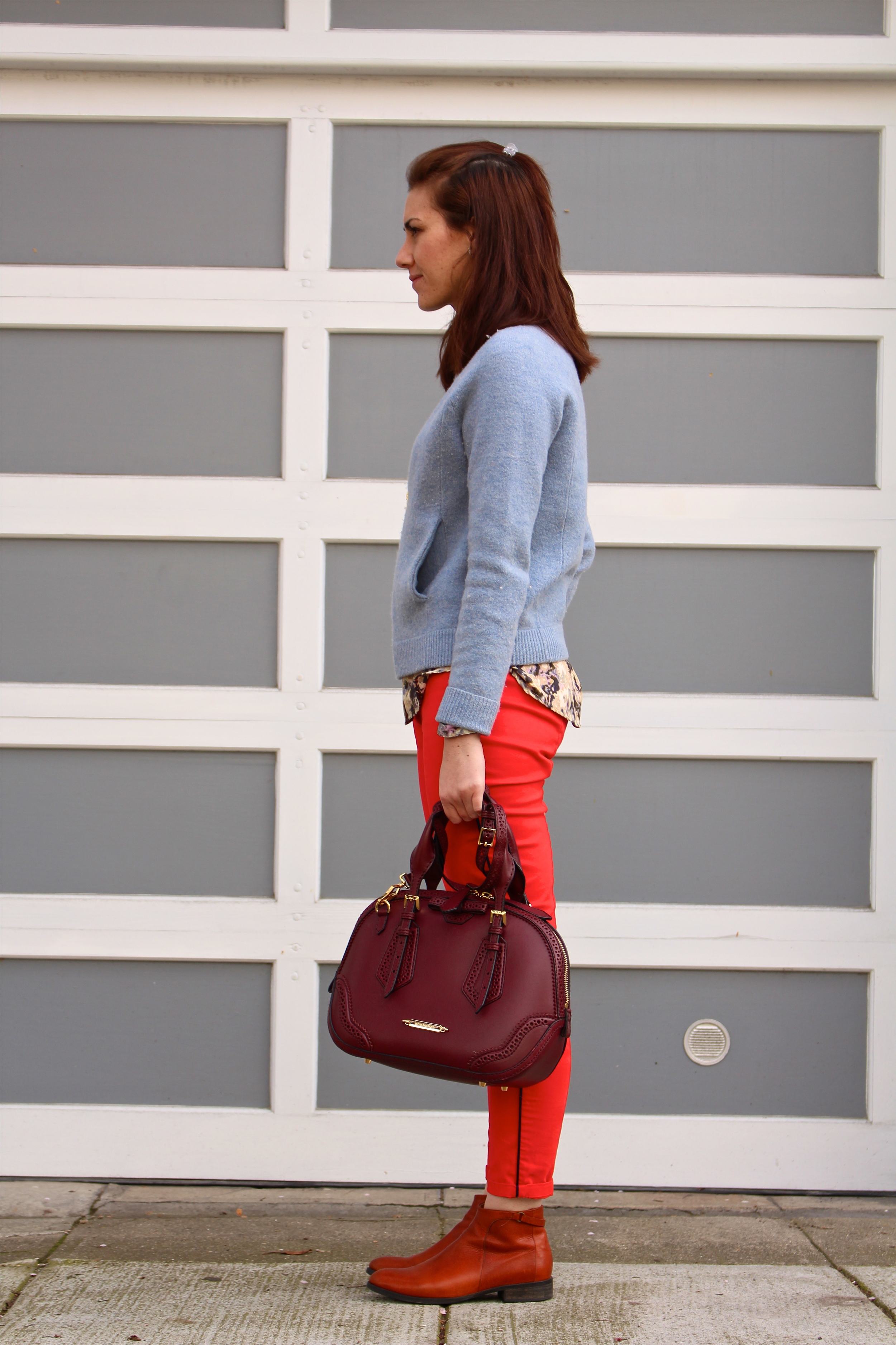 Pants: Gap; Shirt: UK Style by French Connection, Sears; Sweater Jacket: J.Crew; Boots: Coclico, Gilt; Bag: Burberry; Necklace: Vintage
