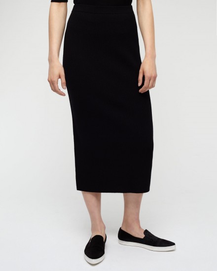   Long Rib Skirt   