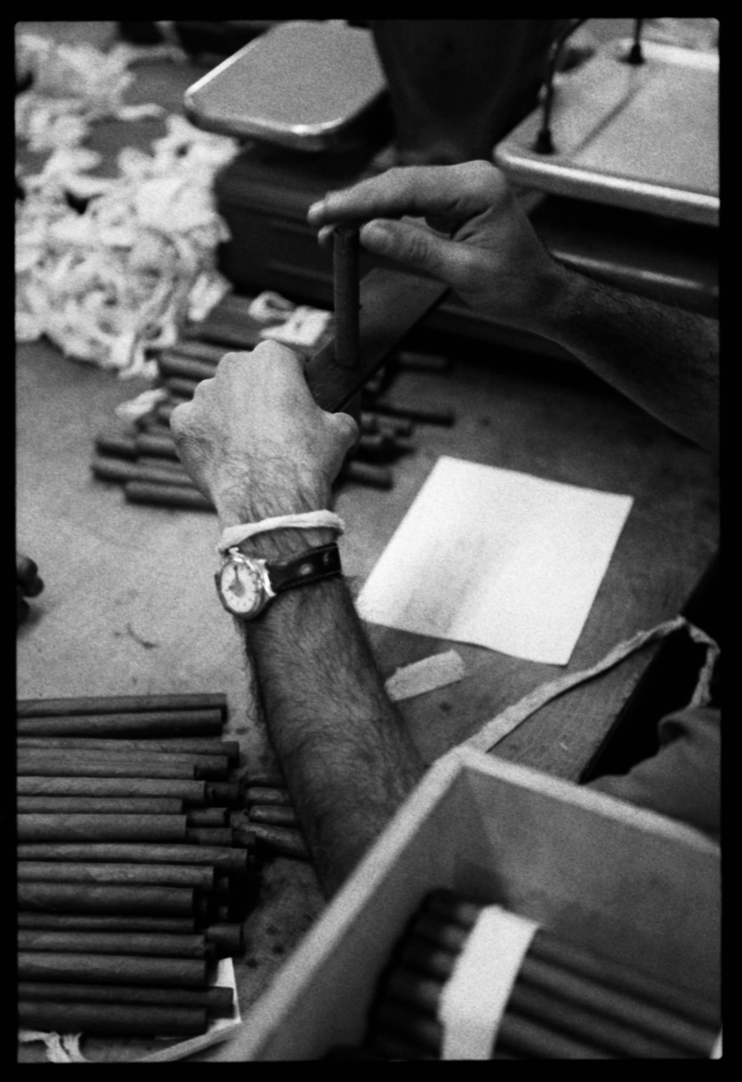  Ring size consistency quality control in the Partagas factory.   