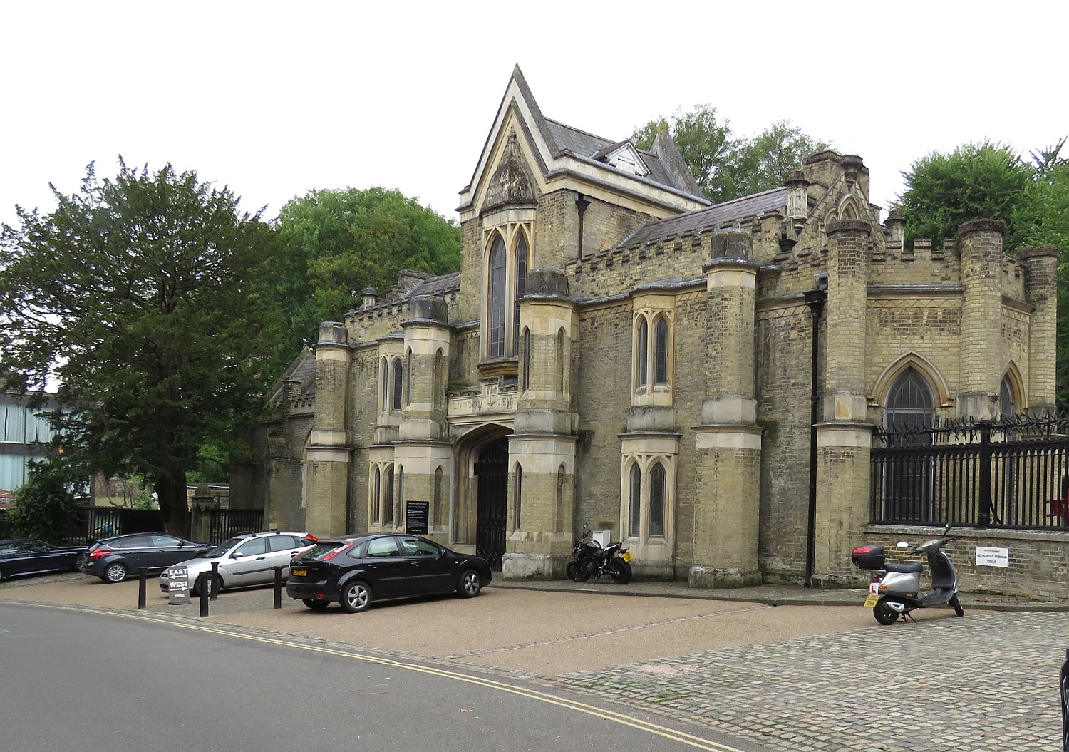 Entrance to Highgate Cemetery