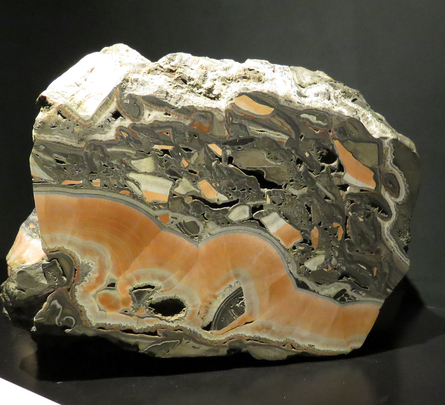 Mineral showing several geological effects over millennia