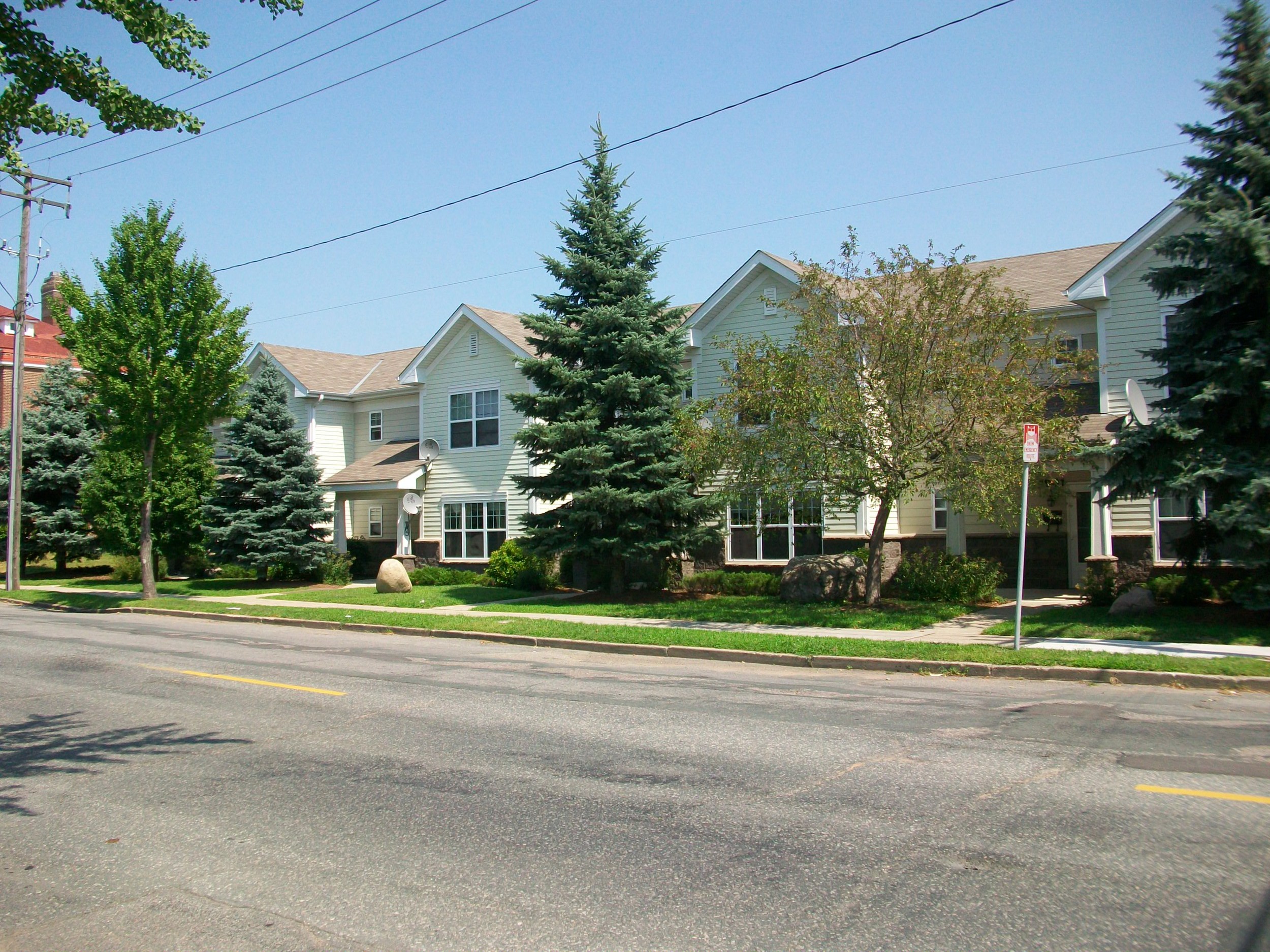 Bottineau Lofts Townhomes