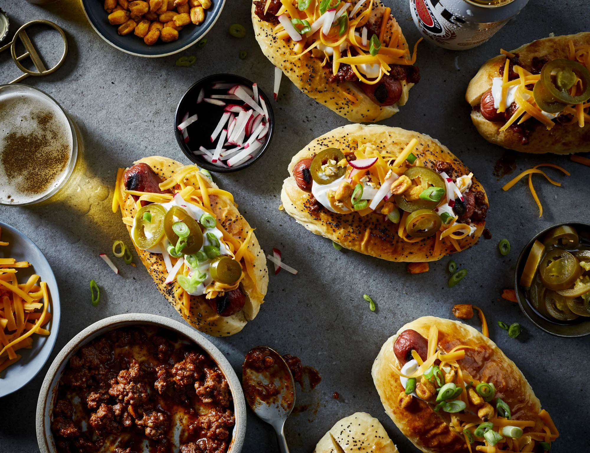 FW_Ultimate-Loaded-Chili-Topped-Hot-Dogs-FT-RECIPE2019302 copy.jpg