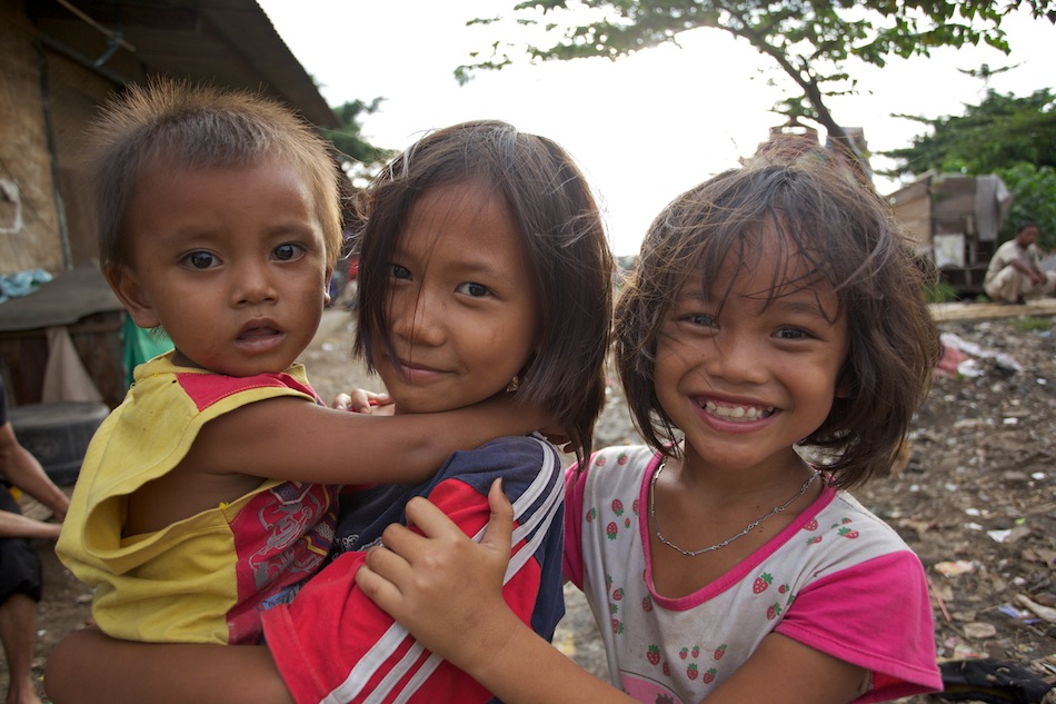 Children in an Indonesian slum.