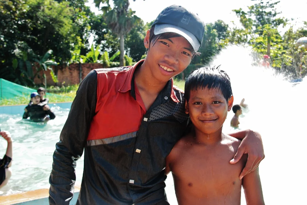 Phea and Virek swimming at a local water park.