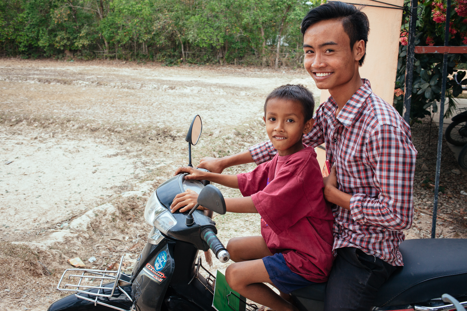 He was excited when Alongsiders came to his church and immediately went out and found this boy to be his little brother.
