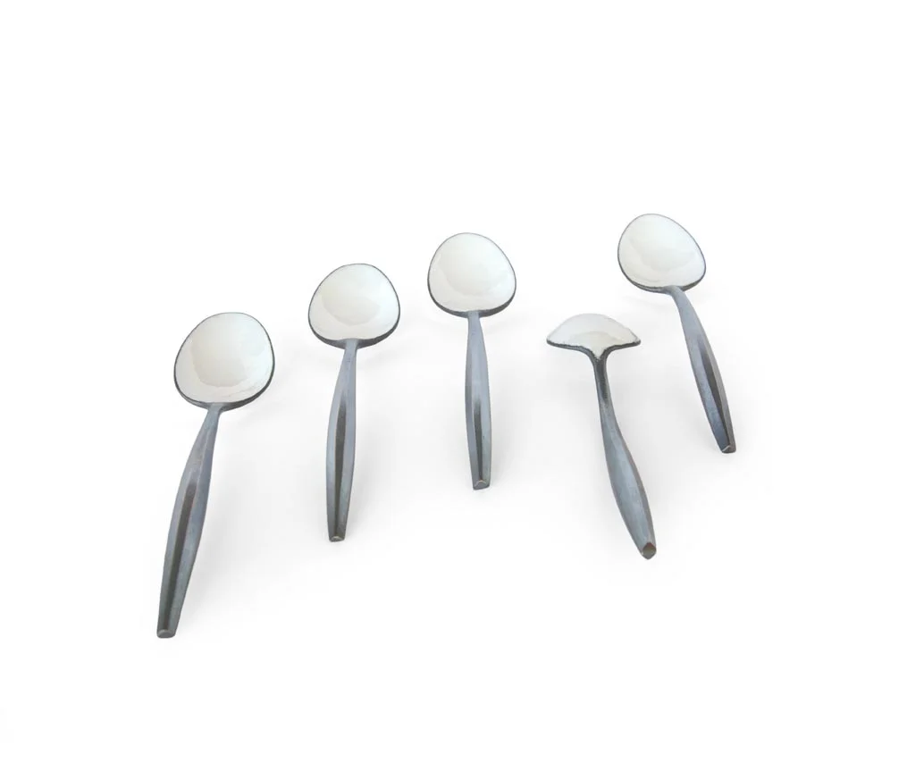 fivespoons_back_72_0018.jpg