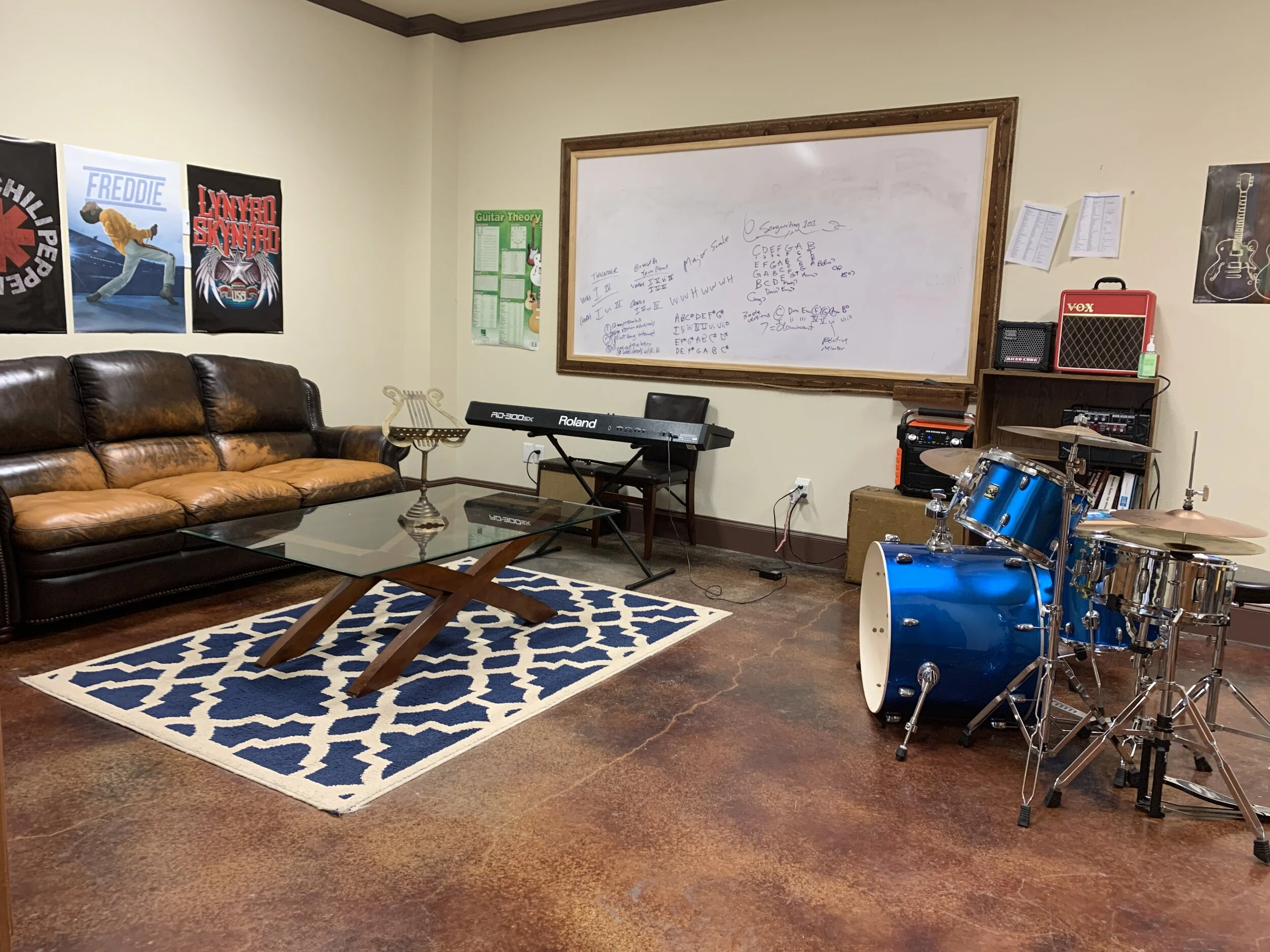 TEXAS GUITARVILLE Music Schools in KellerFlower MoundHasletGuitar LessonsPiano LessonsVoice