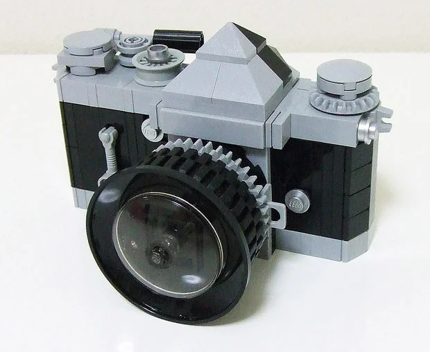 legoslr1.jpg