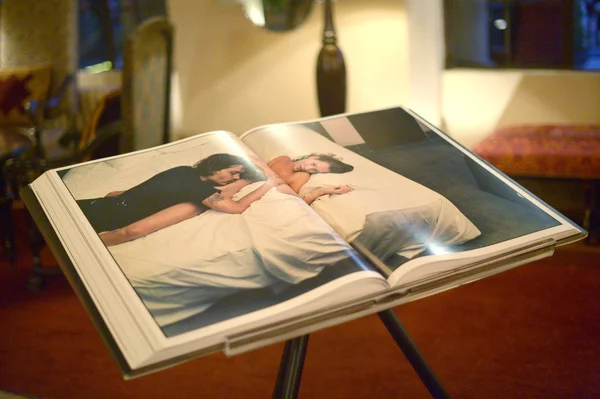 annie-leibovitz-18-sumo-taschen.jpg