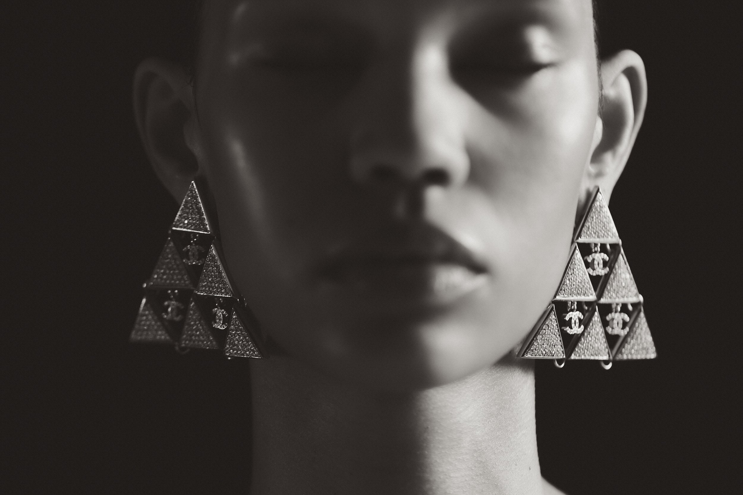 Chanel  / issue magazine 