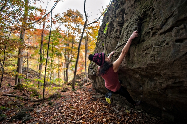 Bouldering: Niagara Glen, Ontario