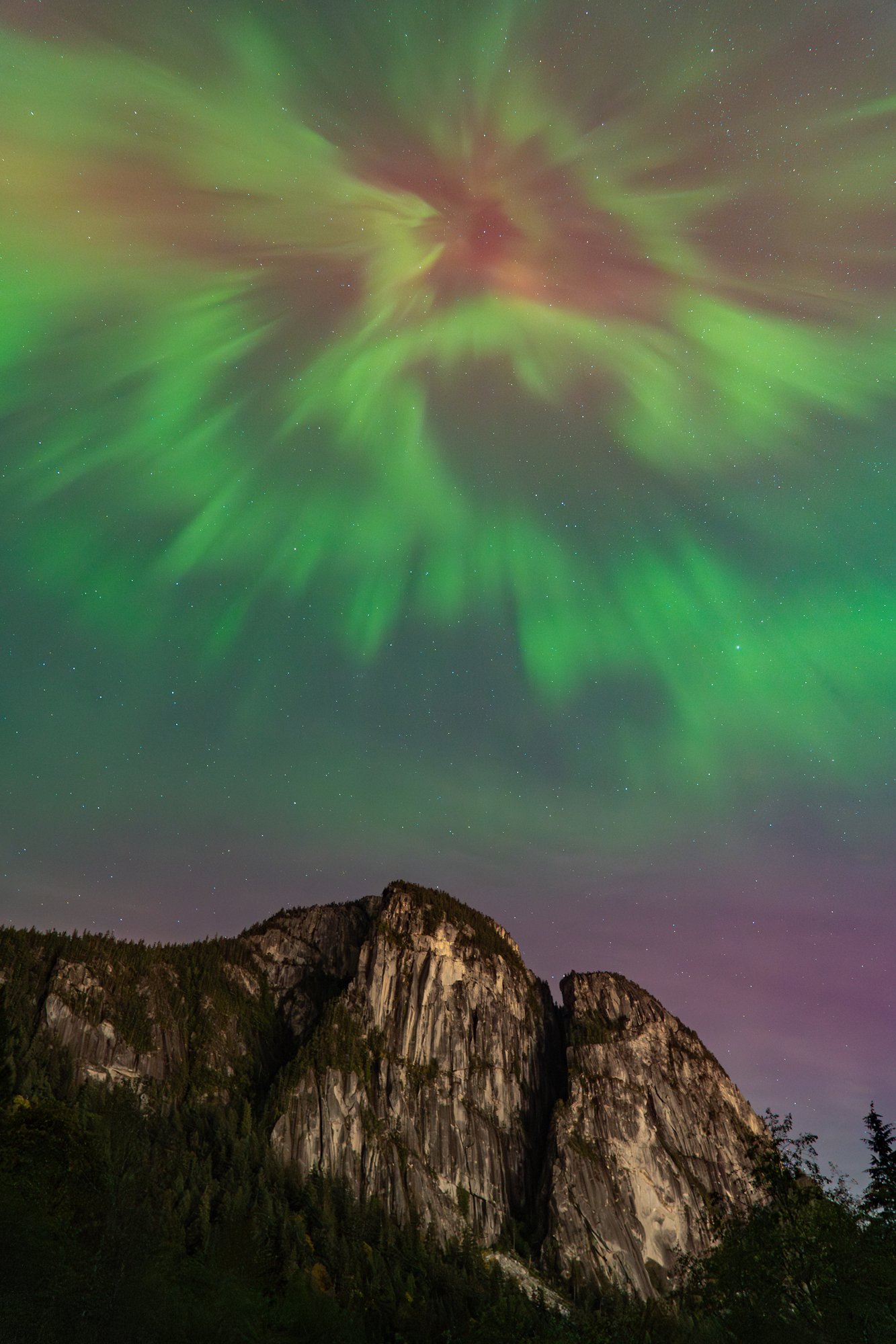 Stawamus Chief Aurora - Print