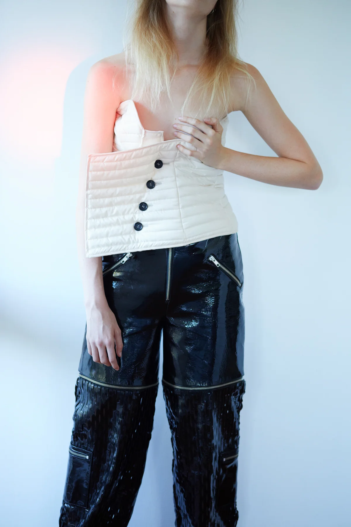 Teeth_Magazine_Online_Natalie_McKain_Sirens_Coming_06.jpg