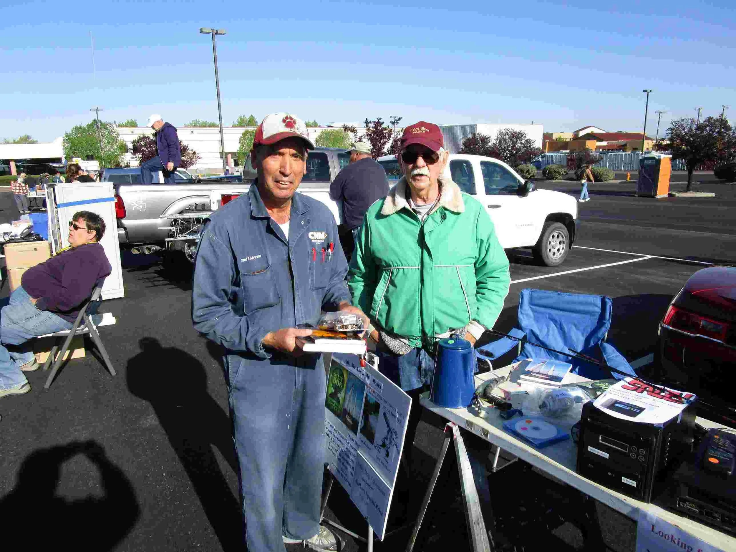 Apr'15 Tailgate_sm_13.jpg