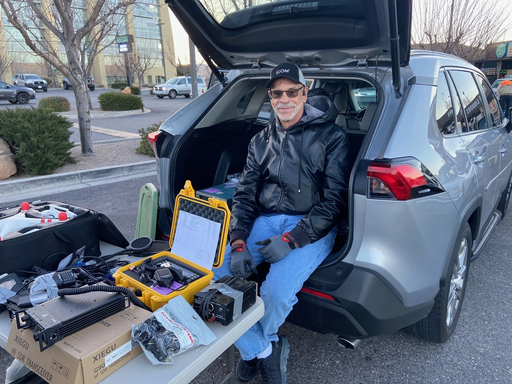 Mark W5MHG offering bargains.