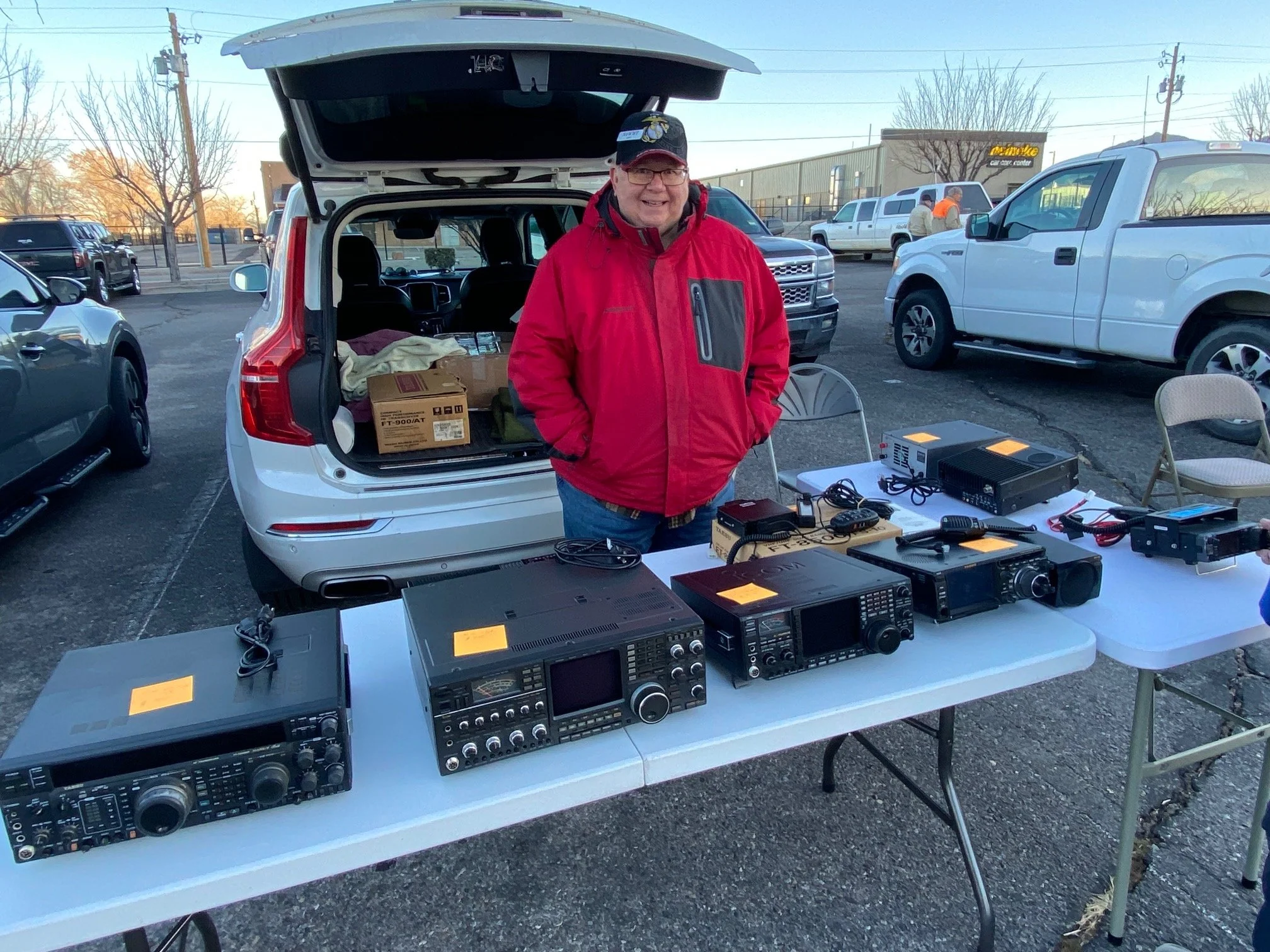 Andy N4WWT selling equipment that he has refurbished.