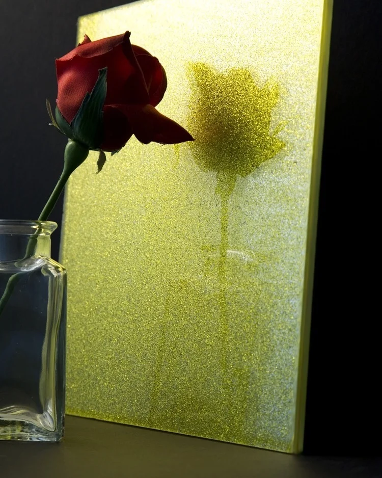 Side+photo+of+sparkling+yellow+Glass.jpg