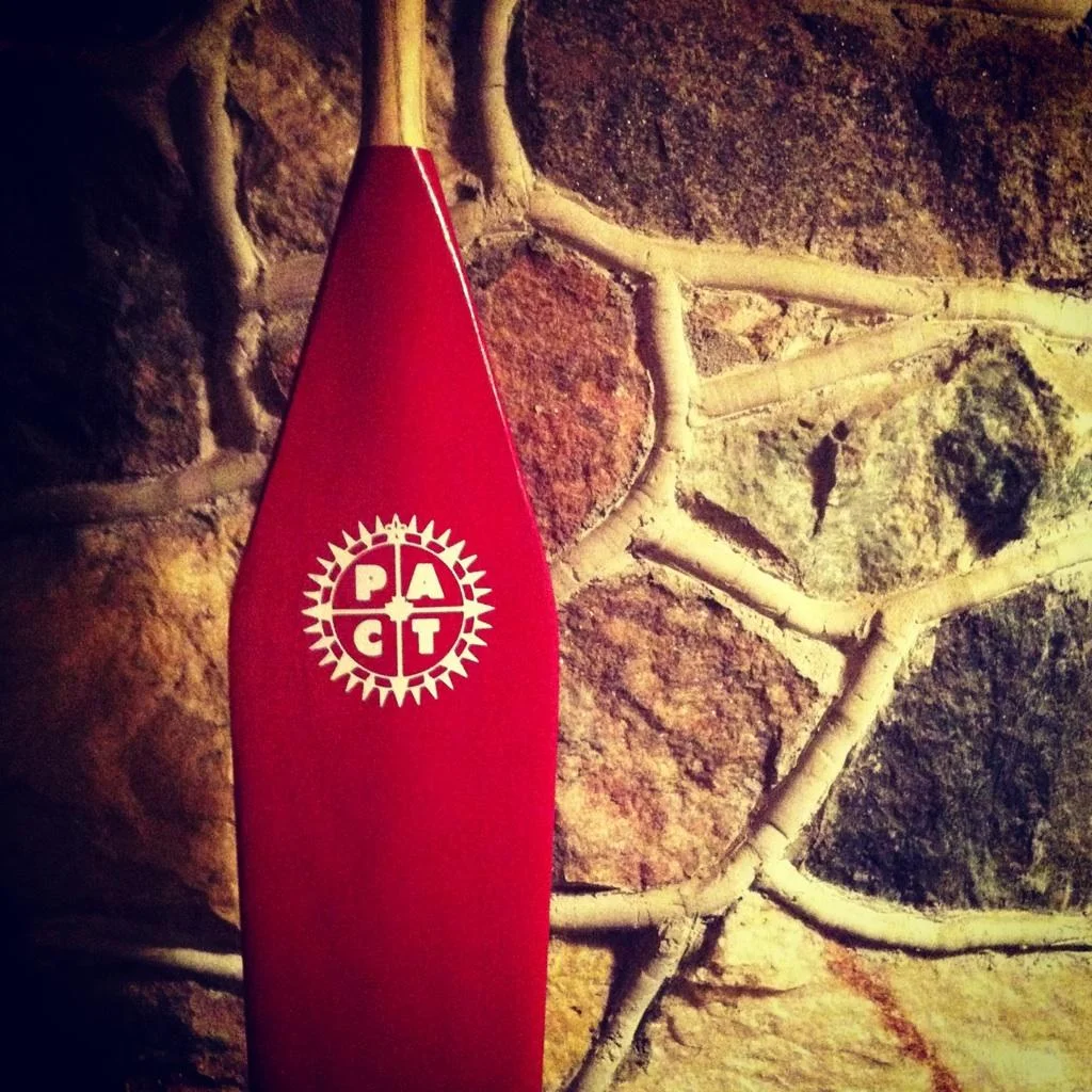 Voyageur paddles