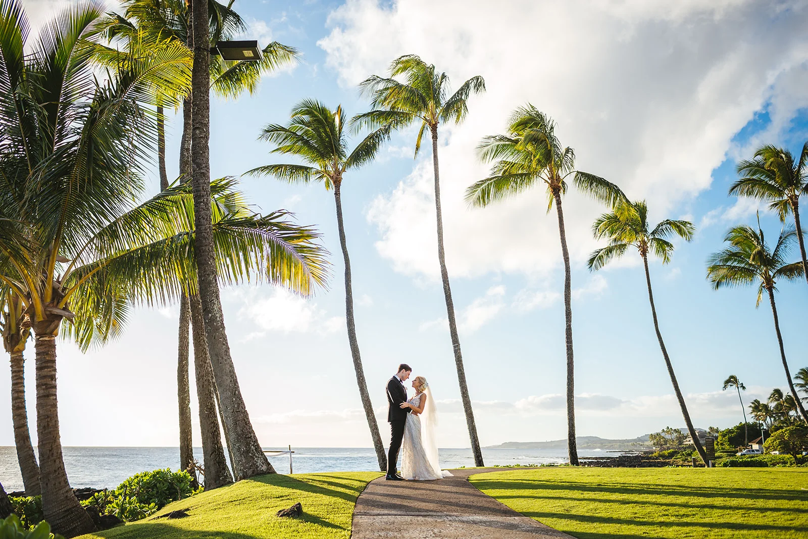weddingphotographerhawaii.jpg