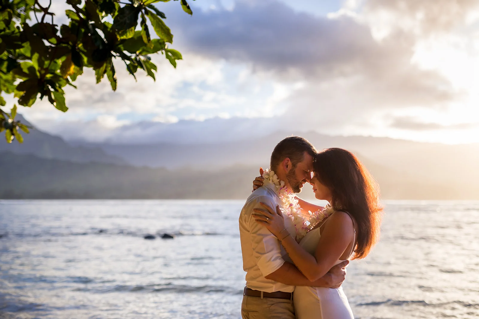 Jessica & Christian, Hanalei Bay wedding