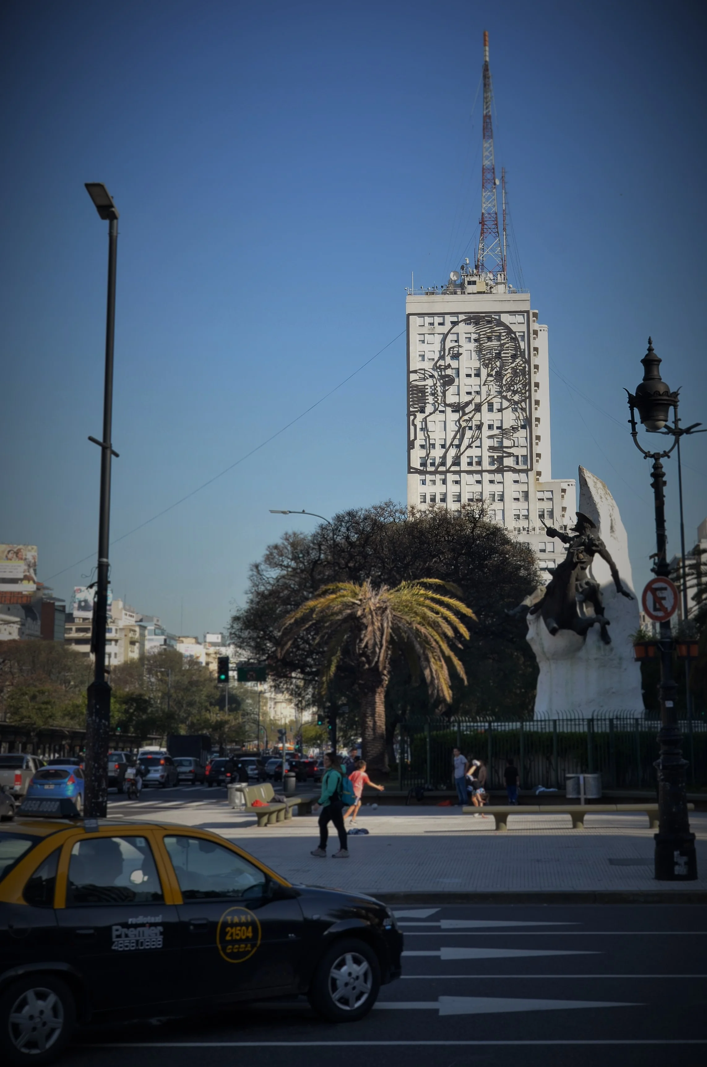 Building of the Ministry of Health and Public Works in Buenos Aires, depicting an image of Eva giving a passionate speech (not biting into a juicy hamburger...)