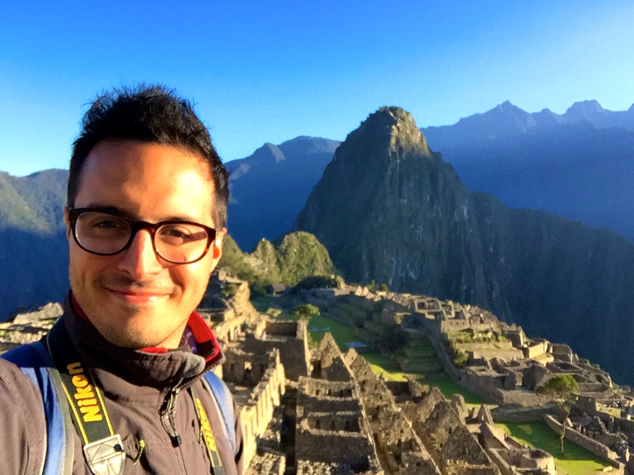 Taking it all in at Machu Picchu, Perú.