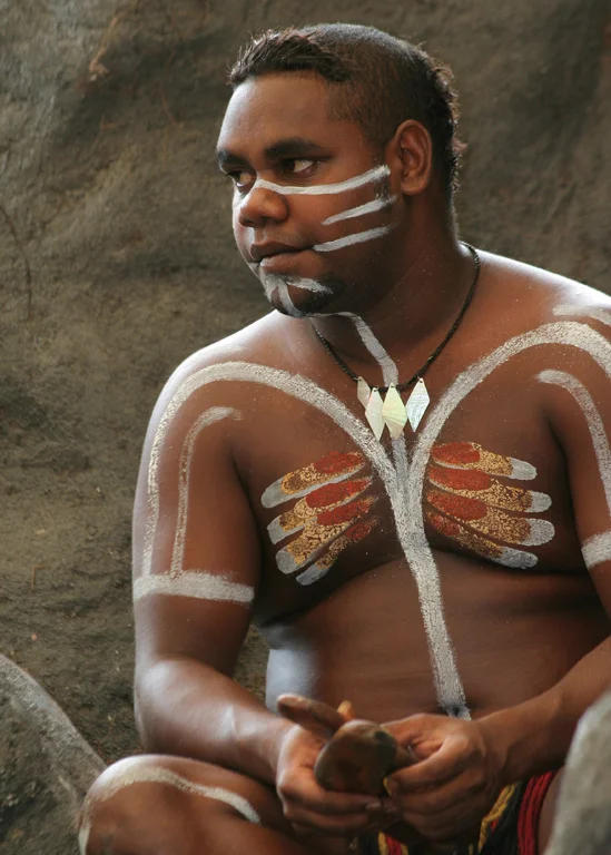 02_smidav_2.4_aboriginal_musician.jpg