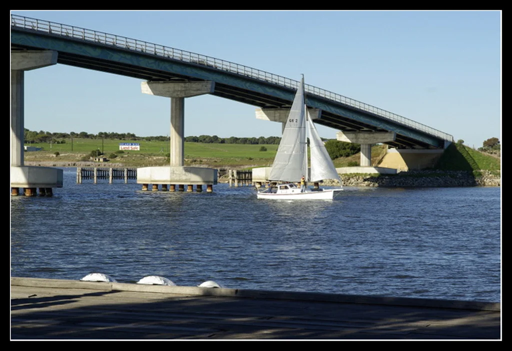 1.4_boumic_Sunday_Sail.jpg