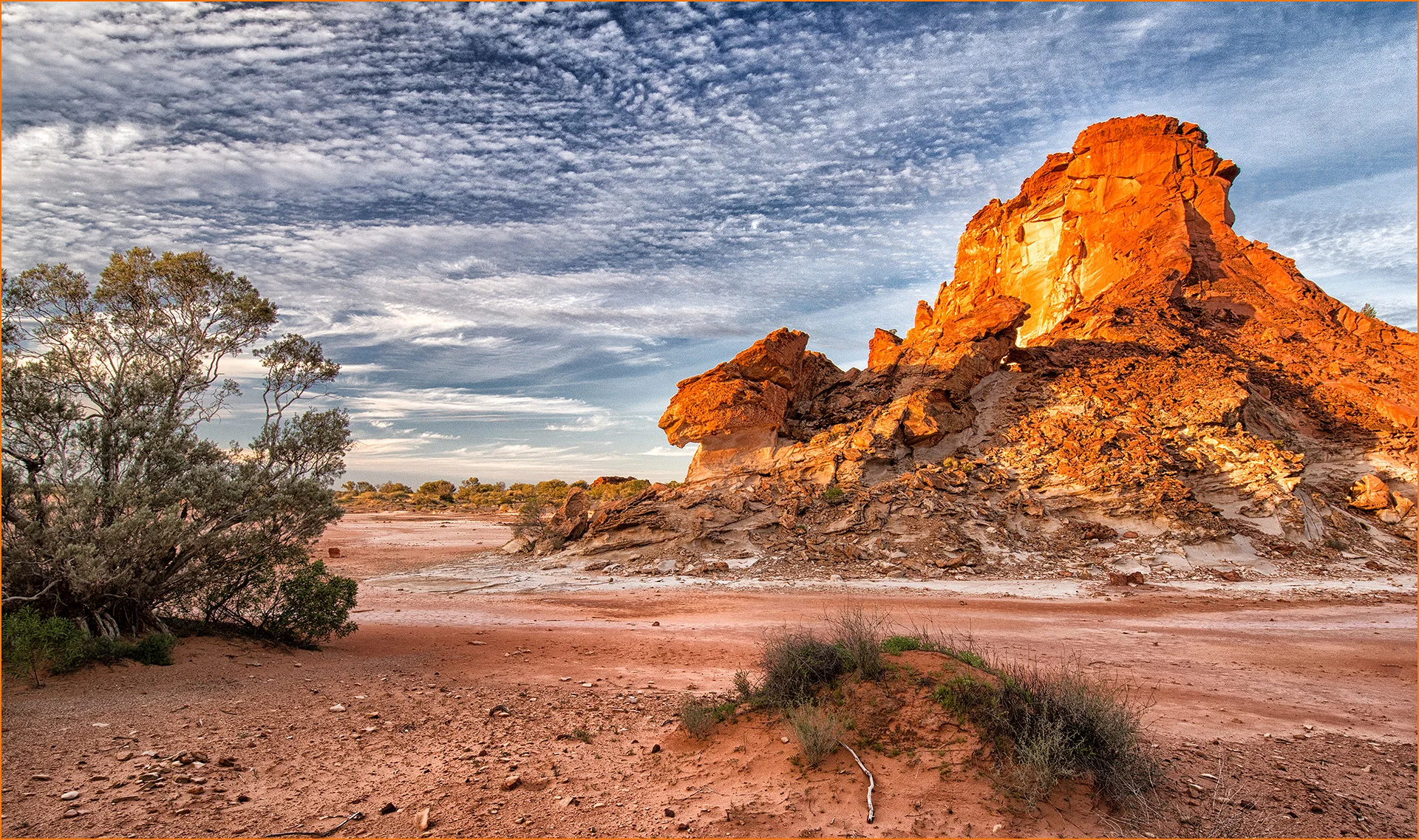 John Hodgson,Rainbow Valley Landscape,24,PDI - Open PDI - Open.jpg