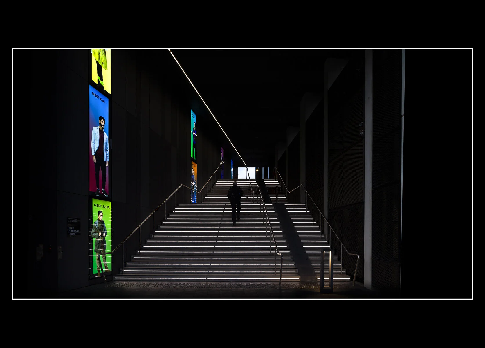 david[r[bishop@bigpond[com~Colour Print - Open~Colour Print A Grade~1.jpg