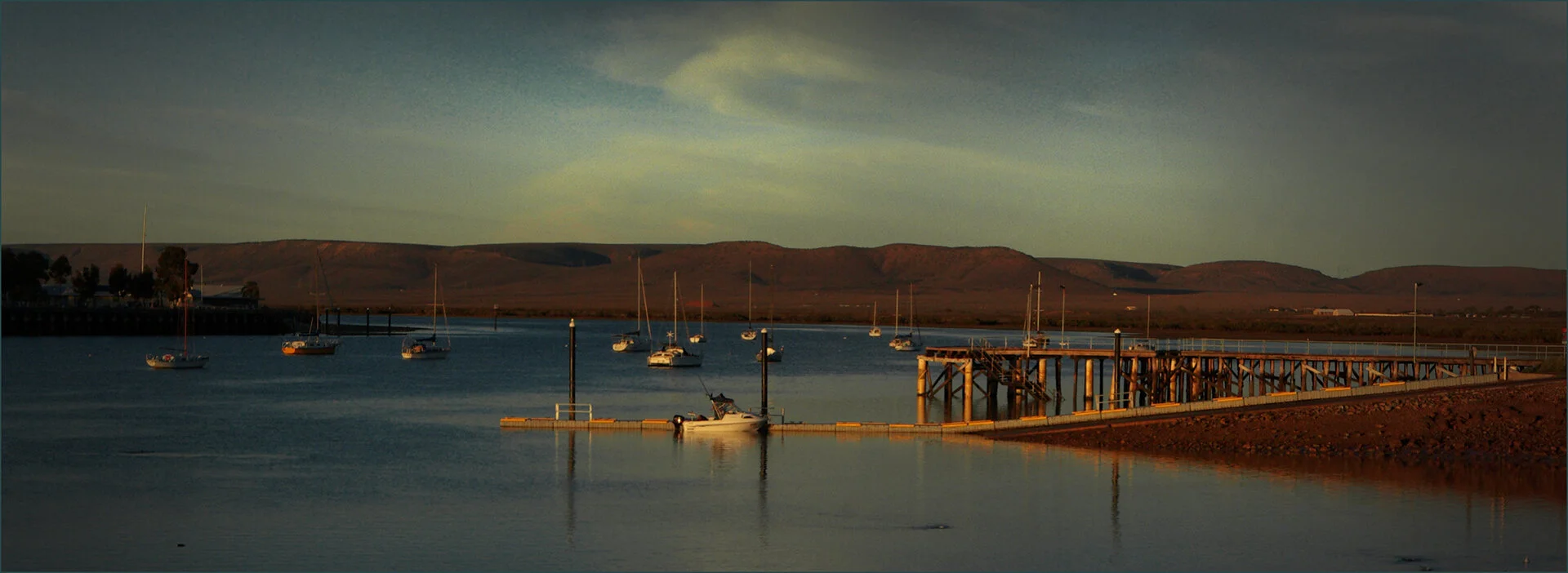 brooksda3@bigpond[com]1~PDI~Oscars PDIs~2.JPG