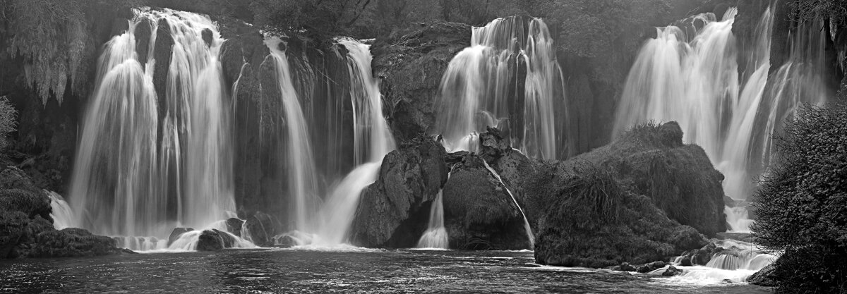 David Smith-Kravica Falls.jpg