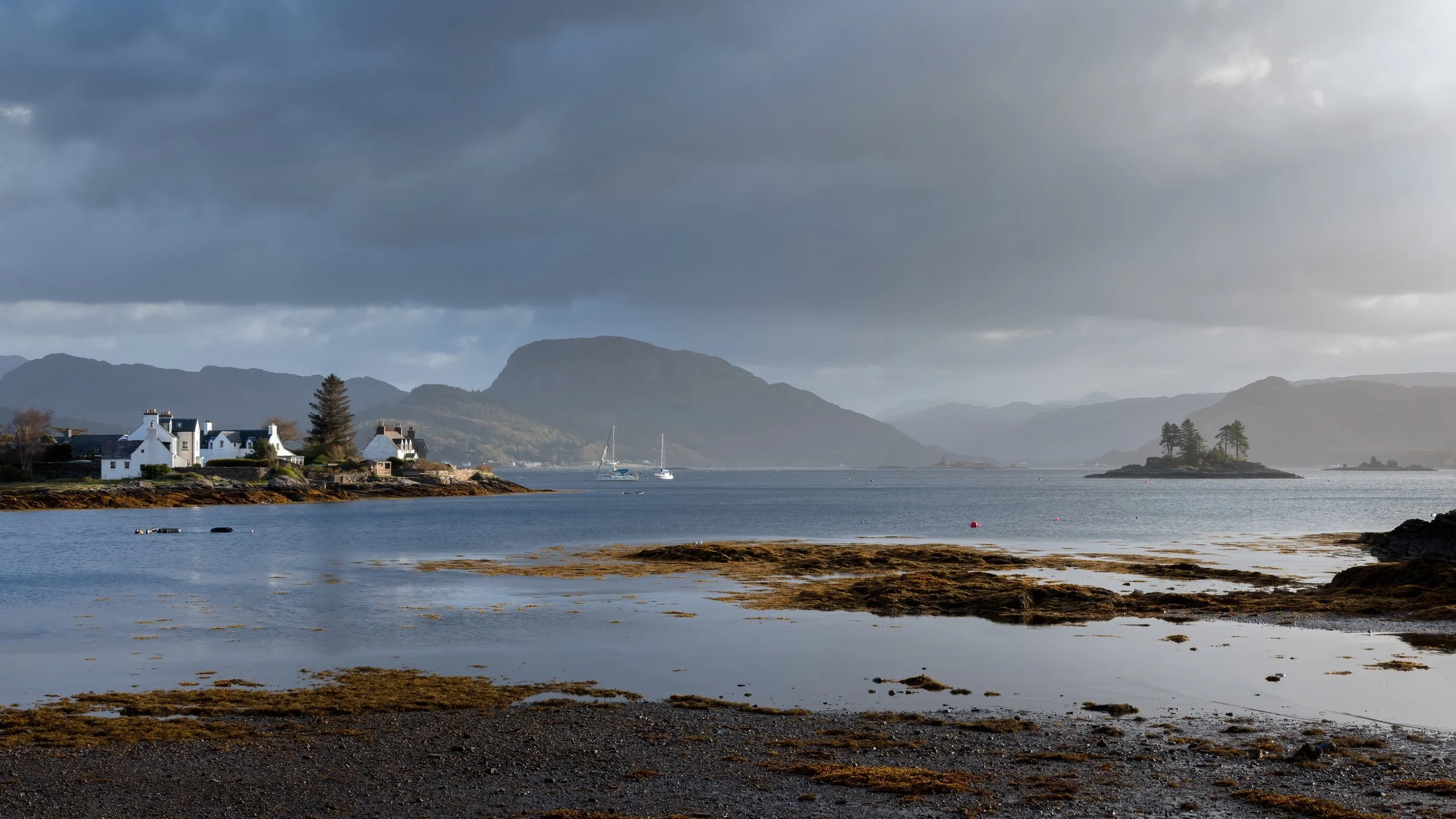 24 David Munro, EFIAP FAPS Plockton 01 Colour Digital.jpg