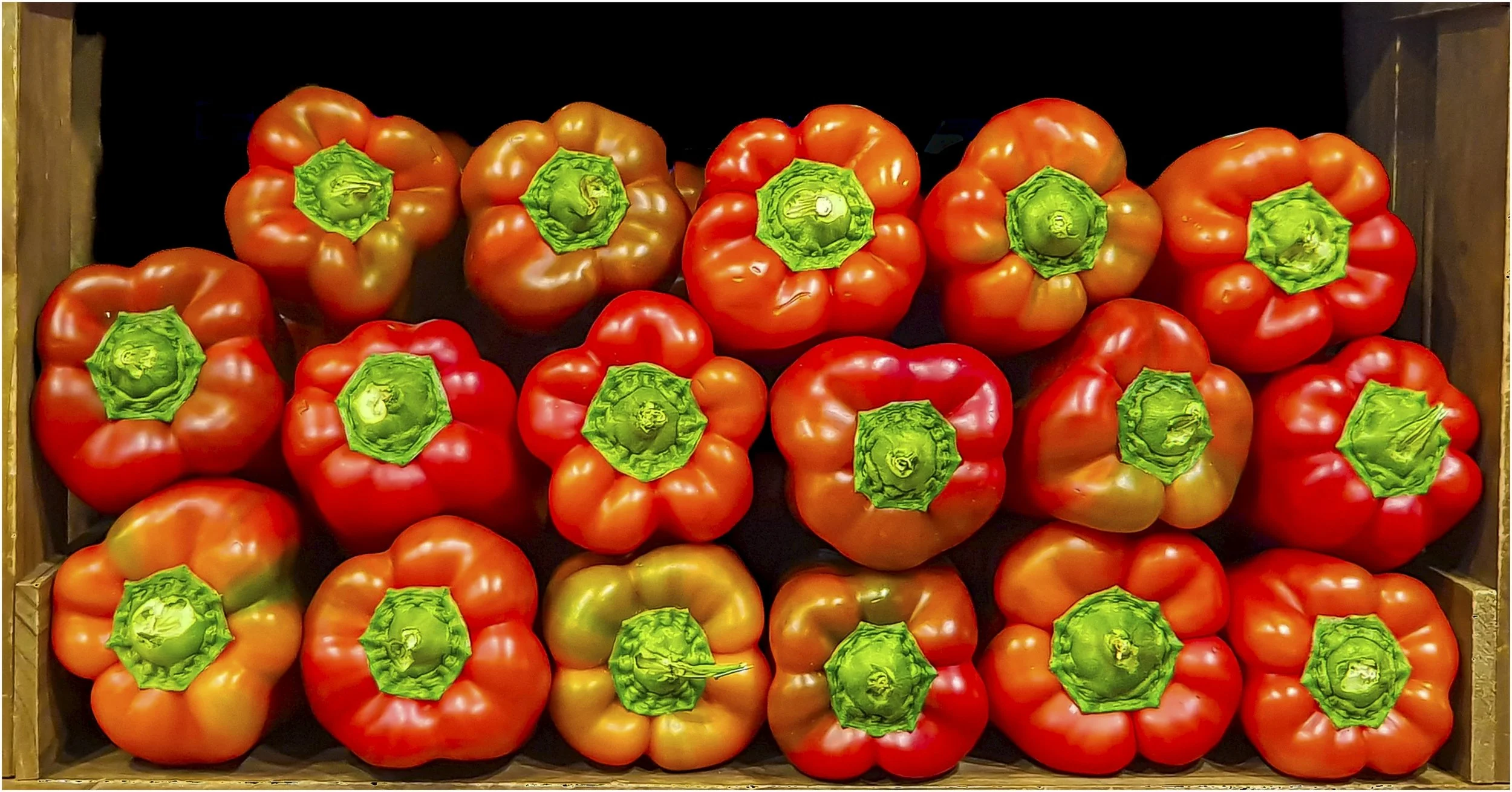 25 Peter Murphy Stacked Capsicums 01 Colour Digital.jpg
