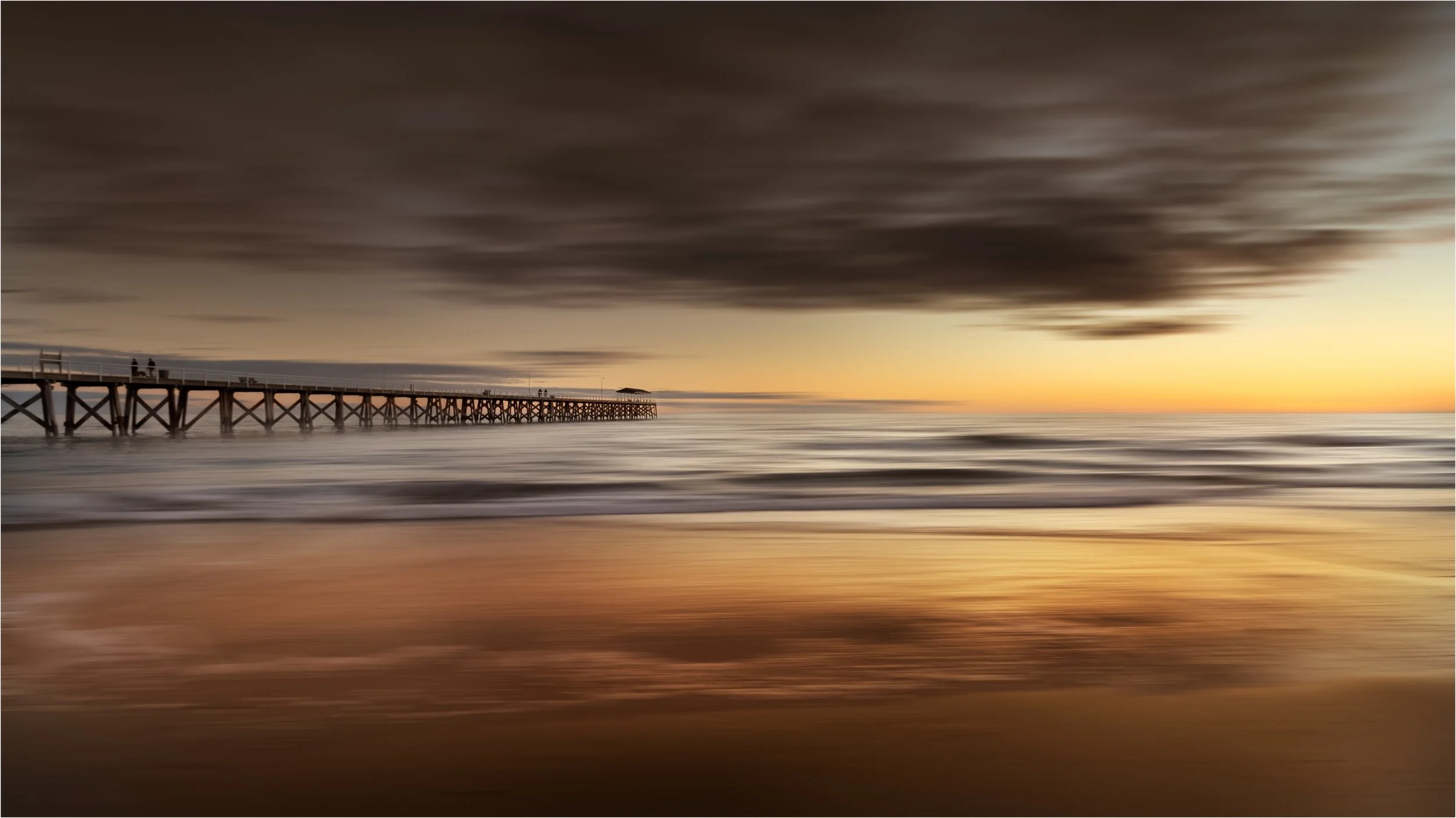28 David Munro, EFIAP FAPS Sunset Grange Beach 01 Colour Digital.jpg